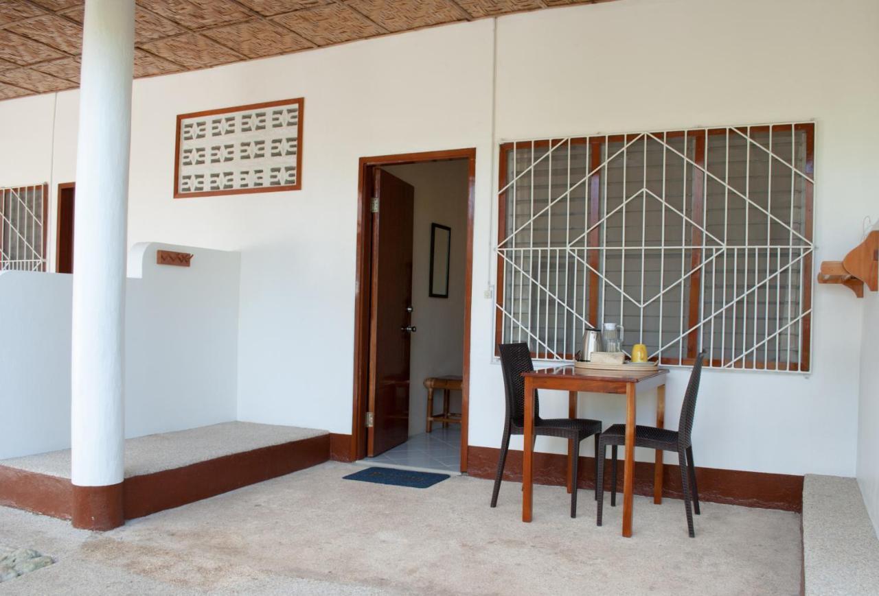 Divers Lodge Moalboal Kültér fotó